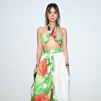 Termasuk tamu langganan duduk di front row pekan mode dunia, Heart Evangelista mengekspos perut langsingnya dalam balutan busana Elie Saab saat menonton fashion show Elie Saab Haute Couture Fall Winter 2022/2023. Foto: Getty Images