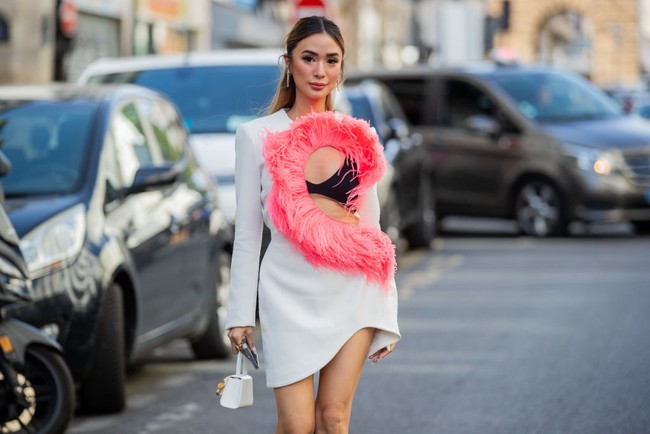 Heart Evangelista dikenal sebagai crazy rich Asia asal Filipina yang merupakan kolektor Hermes. Heart pun kerap menampilkan kehidupannya yang glamour dengan deretan barang branded miliknya di akun media sosialnya Instagram @iamhearte. Foto: Getty Images