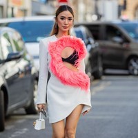 Heart Evangelista dikenal sebagai crazy rich Asia asal Filipina yang merupakan kolektor Hermes. Heart pun kerap menampilkan kehidupannya yang glamour dengan deretan barang branded miliknya di akun media sosialnya Instagram @iamhearte. Foto: Getty Images