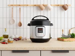 Pemerintah Mau Bagi-bagi Rice Cooker, Siapa yang Berhak Terima?