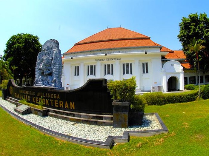 kampus a unair