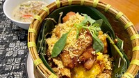 Salah satu menu andalan Kawisari, Nasi Jagung Tompoh Kawisari (Rp 55.000). Menu ini terinspirasi makanan yang kerap dijual masyarakat di perkebunan kopi Blitar saat masa panen.