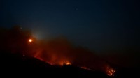 Bahkan penampakan kedua planet ini (Jupiter-Saturnus) terlihat indah saat kebakaran hutan di Prancis.