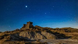 Keren! Ini Momen saat Planet Jupiter hingga Venus Tampil Bersama