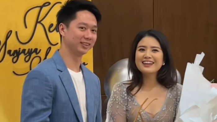 Lamaran Kevin Sanjaya dan Valencia Tanoesoedibjo