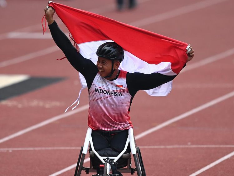 Momen Atlet Balap kursi Roda, Jaenal Aripin Berhasil Raih Emas