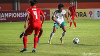 Kemenangan ini membuat Indonesia sementara berada di pucuk klasemen. Anak asuh Bima Sakti untuk sementara unggul selisih gol atas Vietnam. Foto: Pius Erlangga/detikJateng