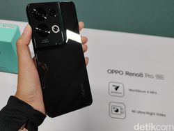 Menggenggam Oppo Reno8 Series yang Mirip Tapi Beda