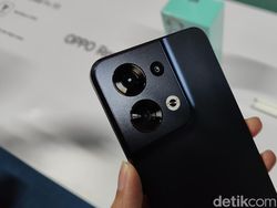 Menggenggam Oppo Reno8 Series yang Mirip Tapi Beda
