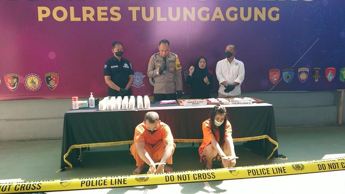 Pasangan kekasih pengedar narkoba di Tulungagung