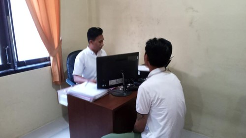 Pelaku pemerkosaan anak kandung di Mataram dibekuk polisi.