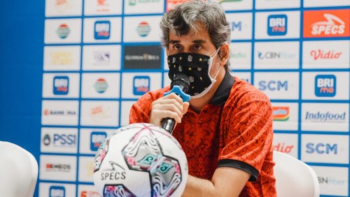 Pelatih Bali United, Stefano Cugurra Teco