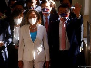 Pelosi Tiba di Taipei, China Siaga di Selat Taiwan-Panggil Dubes AS