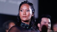 Di momen tersebut, Joko Anwar membeberkan soal visinya saat memproduksi Pengabdi Setan 2: Communion. (Foto: Noel/detikcom) 