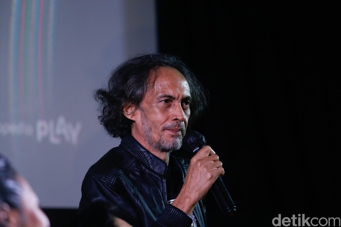 Cast dan sutradara Pengabdi Setan 2: Communion di Gala Premiere yang digelar 2 Agustus 2022 di XXI Epicentrum, Kuningan, Jakarta Selatan.