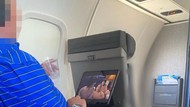 Penumpang Dikecam Gegara Nonton Video Porno di Pesawat