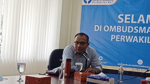 Pimpinan Ombudsman RI, Robert Na Endi Jaweng (46) ketika ditemui di Kantor Perwakilan Ombudsman RI Perwakilan Bali, Rabu (3/8/2022).
