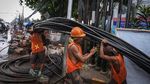 Jaringan Kabel Semrawut di Depok Ini Mulai Ditanam di Tanah