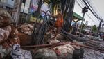 Jaringan Kabel Semrawut di Depok Ini Mulai Ditanam di Tanah