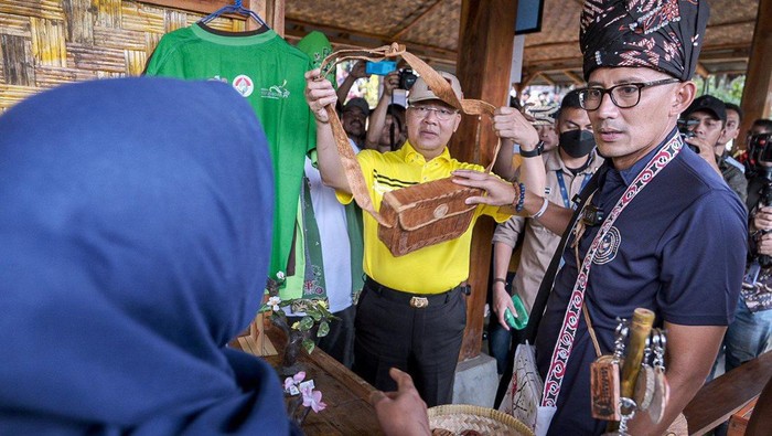 Sandiaga Uno di Desa Wisata Belitar Seberang