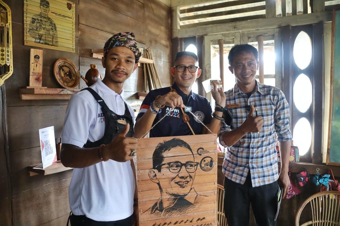 Sandiaga Uno