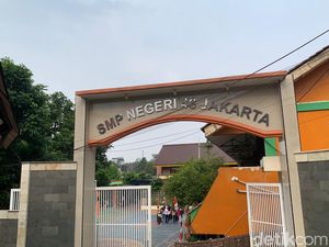 Kepala SMPN 46 Jaksel Buka Suara soal Guru Tegur Siswi Tak Berjilbab