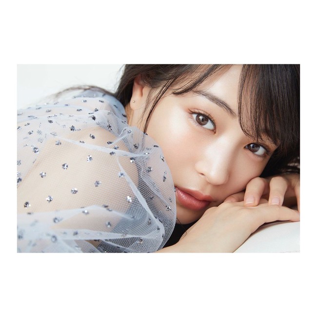 Suzu Hirose juga disebut pernah menonton pertandingan kickboxing dengan Kento Yamazaki di Tokyo Dome.Foto: Instagram @suzu.hirose.official