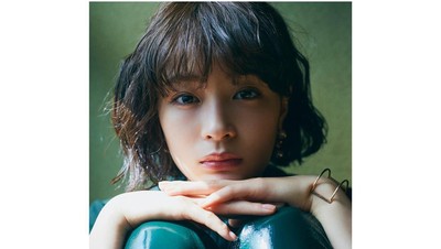 Potret Cantik Suzu Hirose, Aktris yang Dikabarkan Akan Nikahi Kento Yamazaki