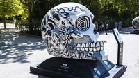 Ini adalah patung Jaguar Warrior karya seniman Osmani Contreras.  Foto: Getty Images/David Benito