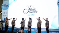 Pameran buku-buku Islam terbesar, Islamic Book Fair (IBF) kembali digelar setelah setahun tertunda pada 2021 karena pandemi COVID-19, Rabu, (3/8/2022). Acara tersebut diselenggarakan di Jakarta Convention Center (JCC) pada 3-7 Agustus 2022. Sejumlah tokoh nasional hadir dalam pembukaan pameran tersebut.