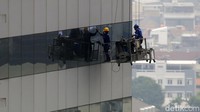 Perpanjangan Diskon Iuran Jaminan kecelakaan kerja (JKK)  50% dilakukan kembali selama 6 bulan bagi Pekerja Sektor Padat Karya (Periode Agustus 2025 sampai Januari 2026).(Agung Pambudhy/detikcom)