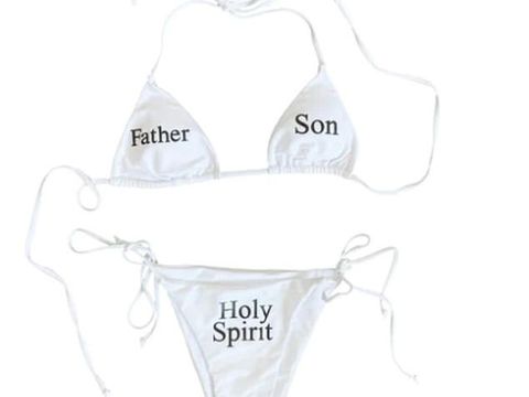 Bikini Holy Trinity dari Praying