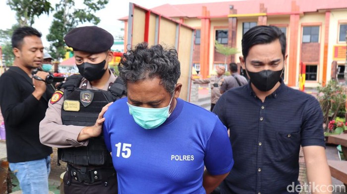 EG ditangkap Polres Rejang Lebong karena penipuan dan penggelapan.