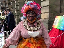 Penampilan Wanita yang Cetak Rekor Punya 11 Ribu Tindikan di Tubuhnya