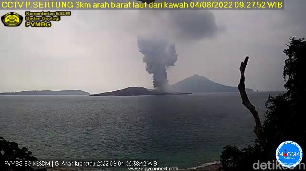 Gunung Anak Krakatau Erupsi, Tinggi Kolom Abu Capai 1,5 Km