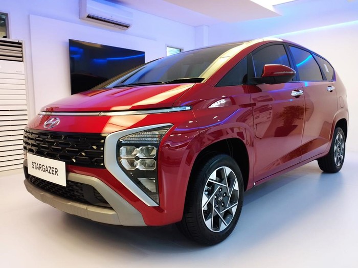 Hyundai Stargazer