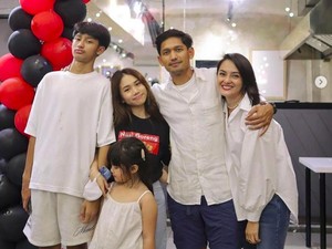 Ibnu Jamil Akur Lagi dengan Anak dan Eks Istri, Ada Andil Ririn Ekawati