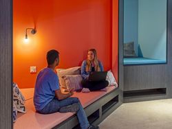 Mengintip Kantor Pusat PayPal yang Keren Banget