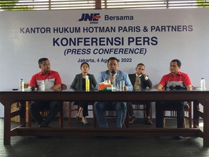 Hotman Paris Ancam Polisikan Rudi Samin soal Dugaan Fitnah JNE Timbun Beras