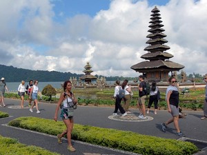 Oasis di Tengah Maraknya Ulah Turis Asing di Bali
