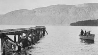 Hingga kini tercatat sudah lebih dari 1.000 pengakuan orang-orang yang melihat sosok monster di sana. Kebanyakan dari mereka melihat bentuk leher yang panjang dan gelembung air serta ombak yang muncul tiba-tiba. Danau Loch Ness memang terbuka untuk umum. Orang-orang bisa naik boat menjelajahi danaunya dan memancing.