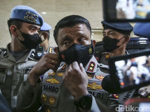 Ferdy Sambo Tak Bisa Begitu Saja Mundur dari Polri