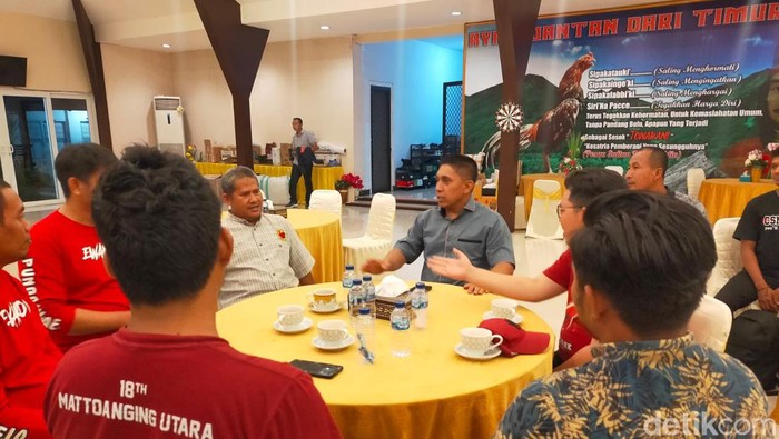 PSM Makassar Vs Persija mendapat dukungan Pandam XIV Hasanuddin dengan memberikan fasilitas kendaraan untuk suporter.