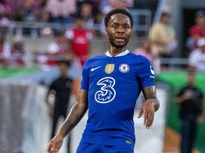 Ogah Jadi Cadangan, Alasan Sterling Tinggalkan Man City