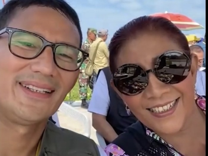 Sandiaga Uno dan Susi Pudjiastuti saat bertemu di Pangandaran