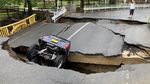 Sederet Infrastruktur di Jepang yang Hancur Gegara Diamuk Banjir