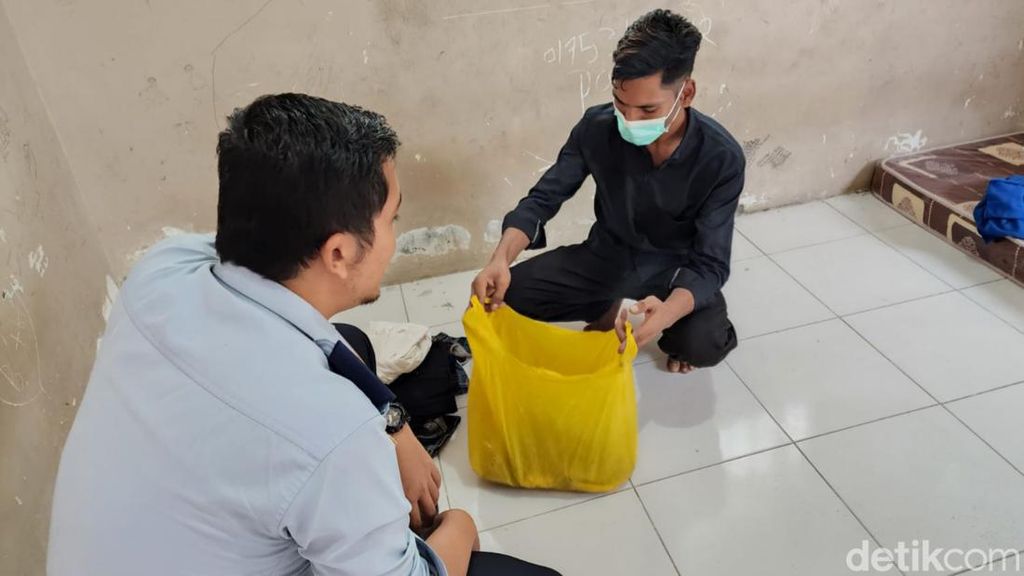 Urus Paspor Pakai Identitas Palsu, WN Bangladesh Ditangkap di Riau
