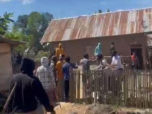 Keluarga ABG Korban Pemerkosaan di Bima Ngamuk-Rusak Rumah Pelaku