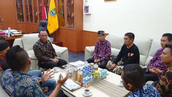 Walkot Cilegon Temui Forum Tenaga Honorer