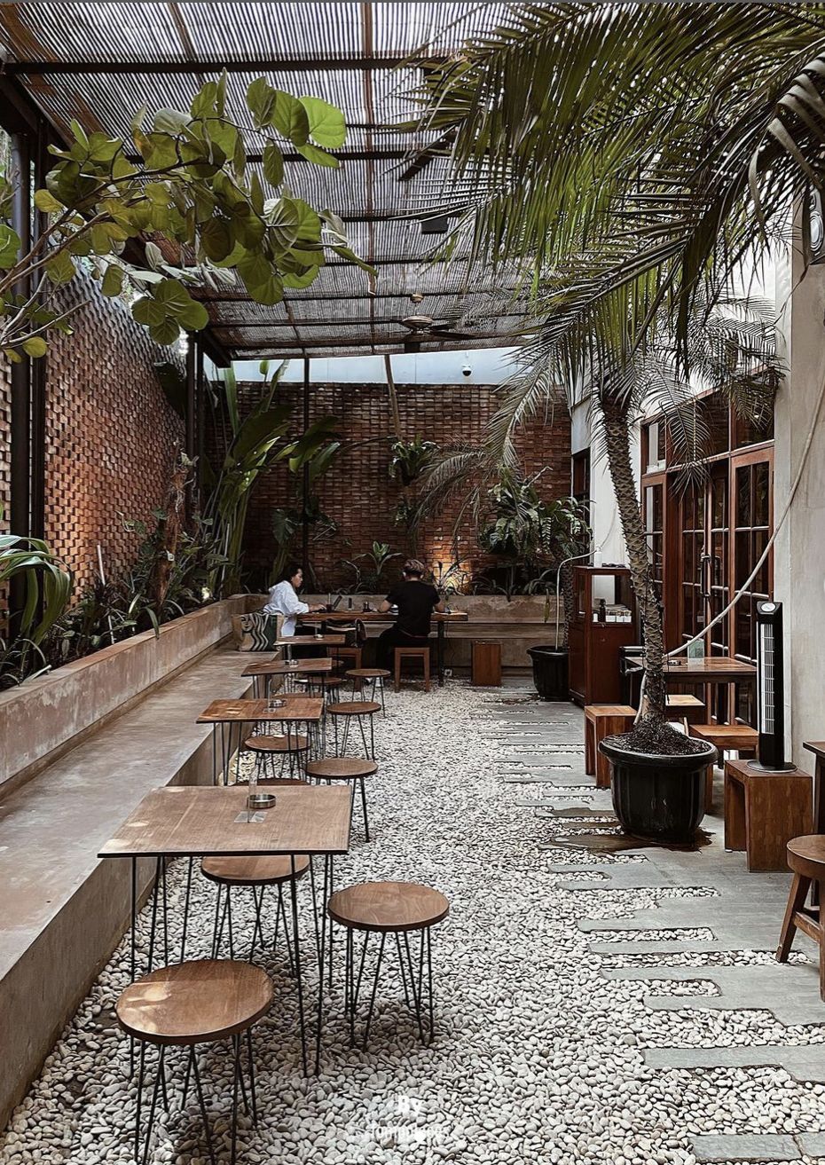 5 Kafe Outdoor di Senopati yang Cocok Buat Santai Usai Sunmori